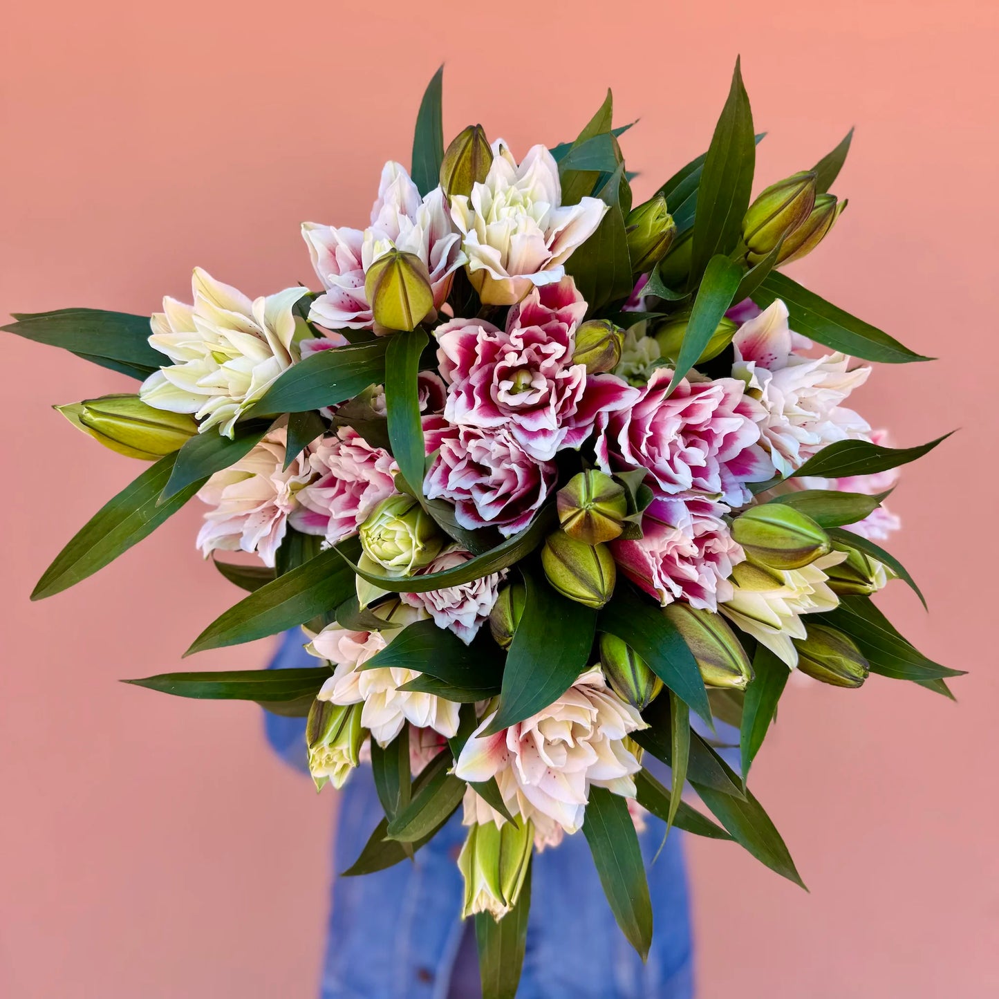 Roselily double bunch delivery in Barcelona by Florster