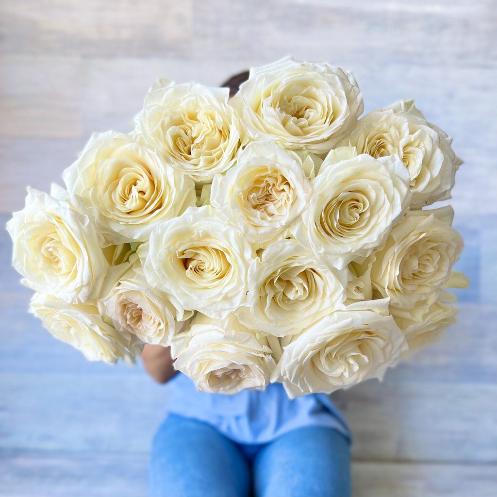 Roses bouquet delivery Barcelona